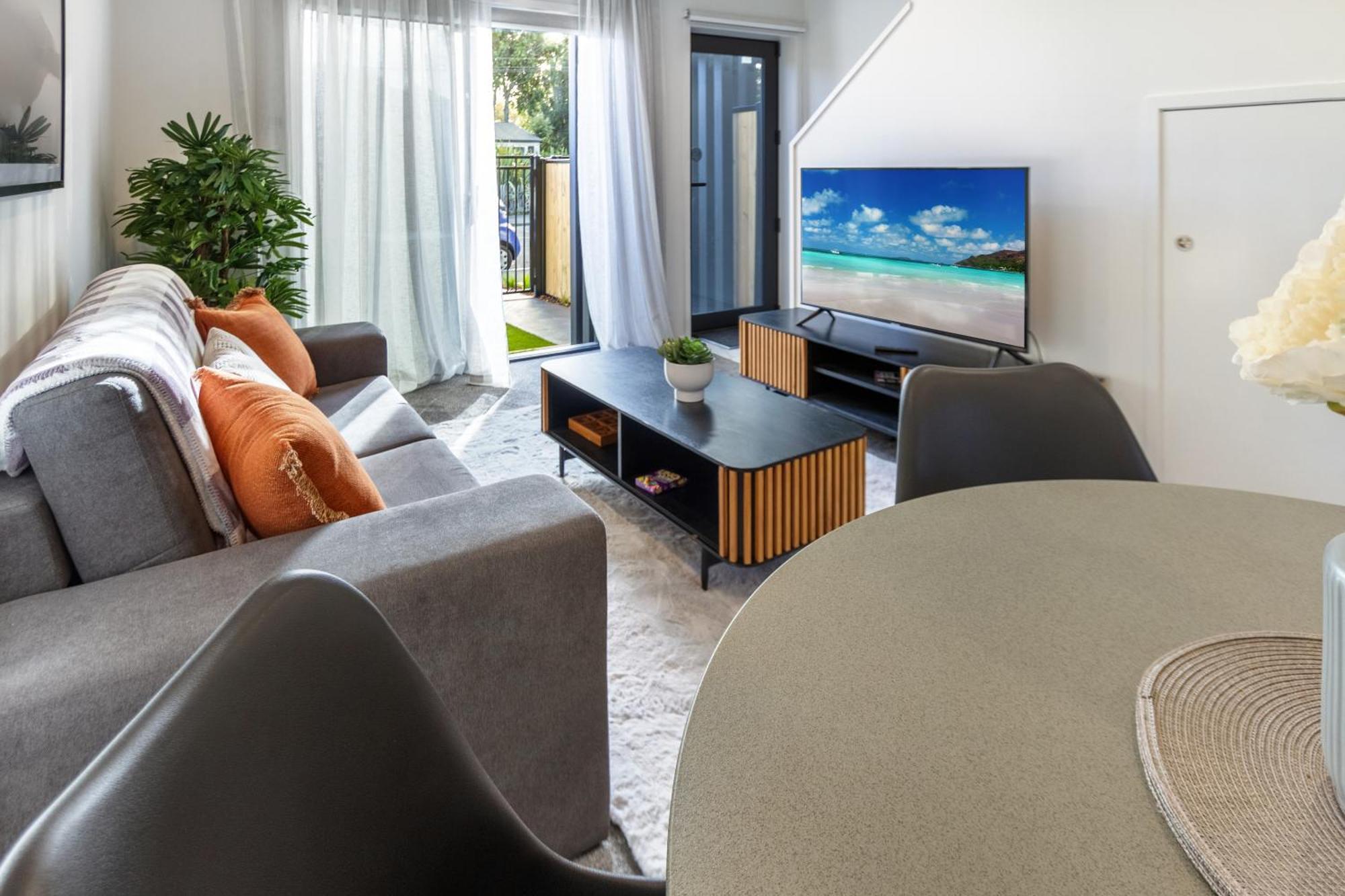 Cbd Luxury Homes Near Cafes Hagley Park River * Christchurch