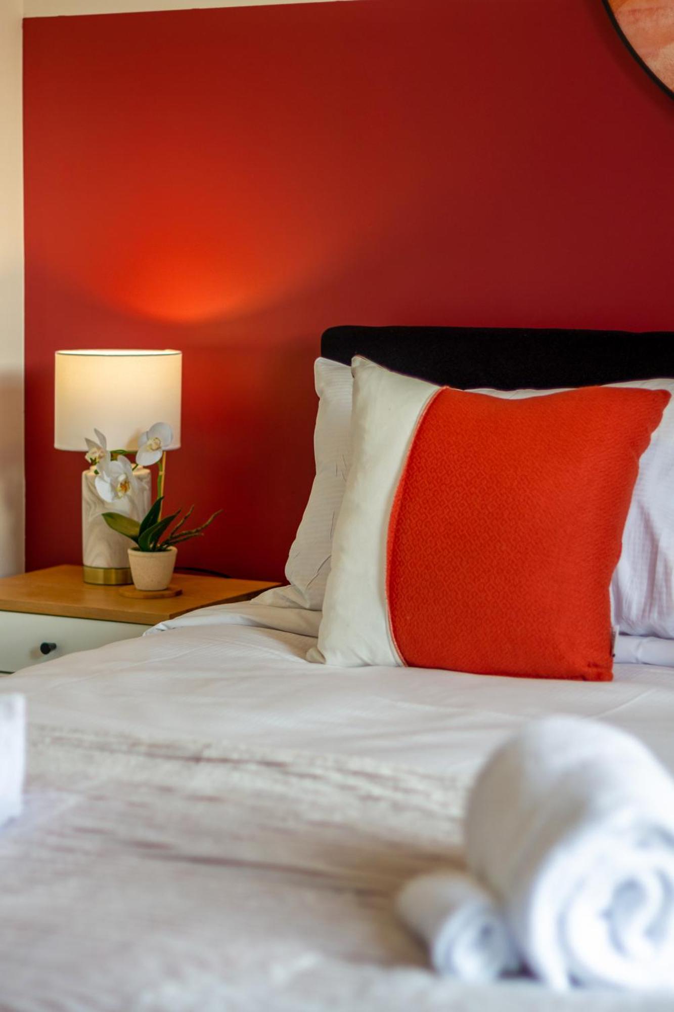 Apartment Cbd Luxury Homes Near Cafes Hagley Park River Christchurch
