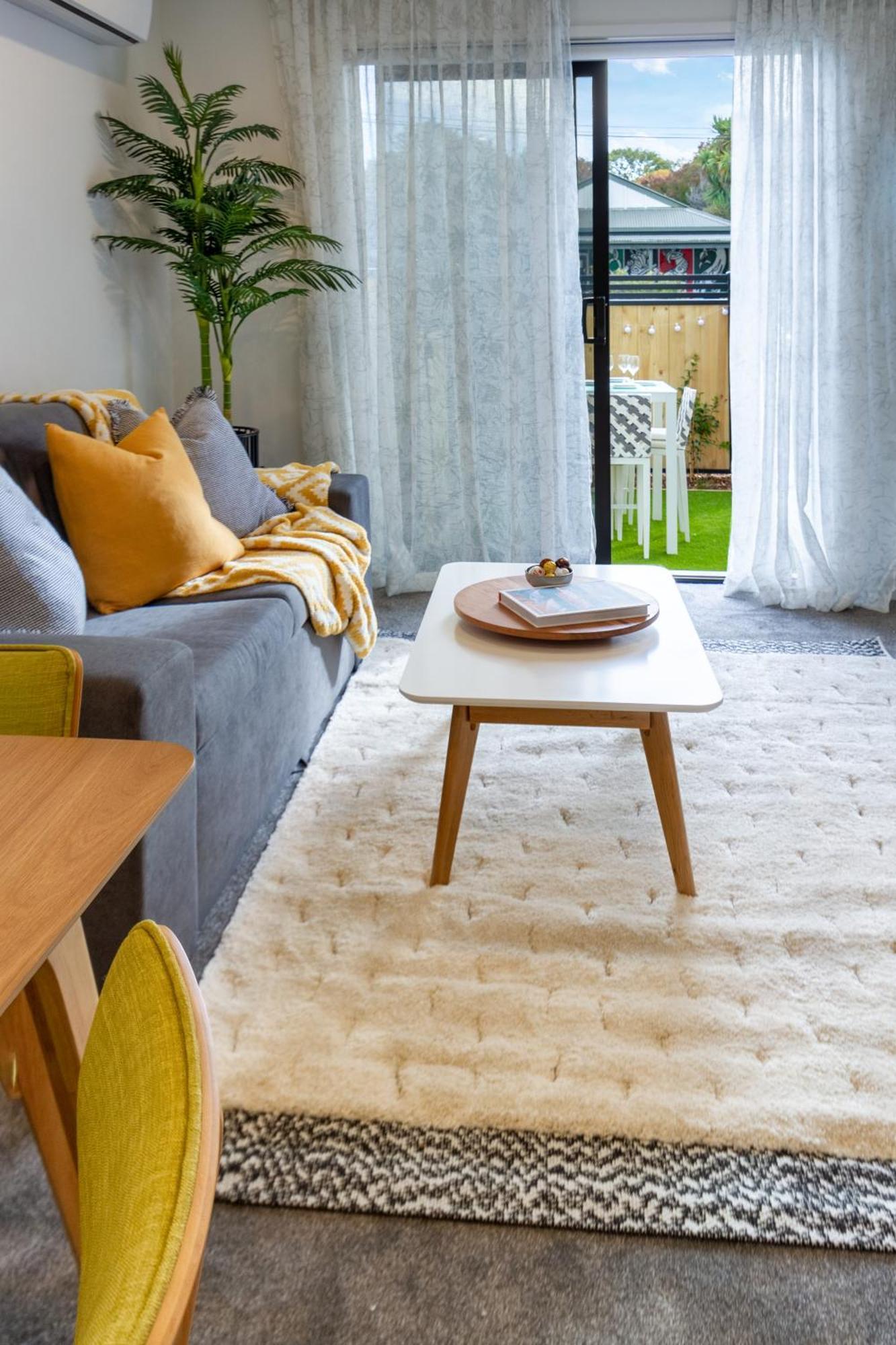 Cbd Luxury Homes Near Cafes Hagley Park River Christchurch