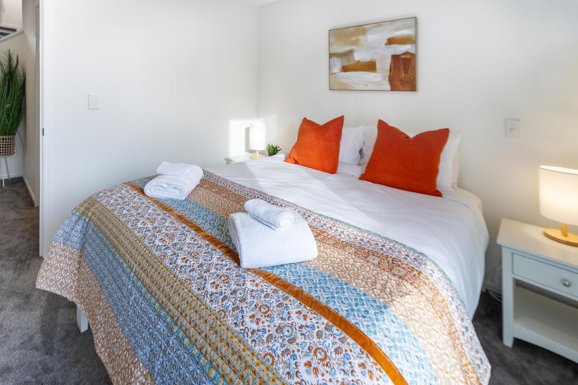 Apartment Cbd Luxury Homes Near Cafes Hagley Park River Christchurch