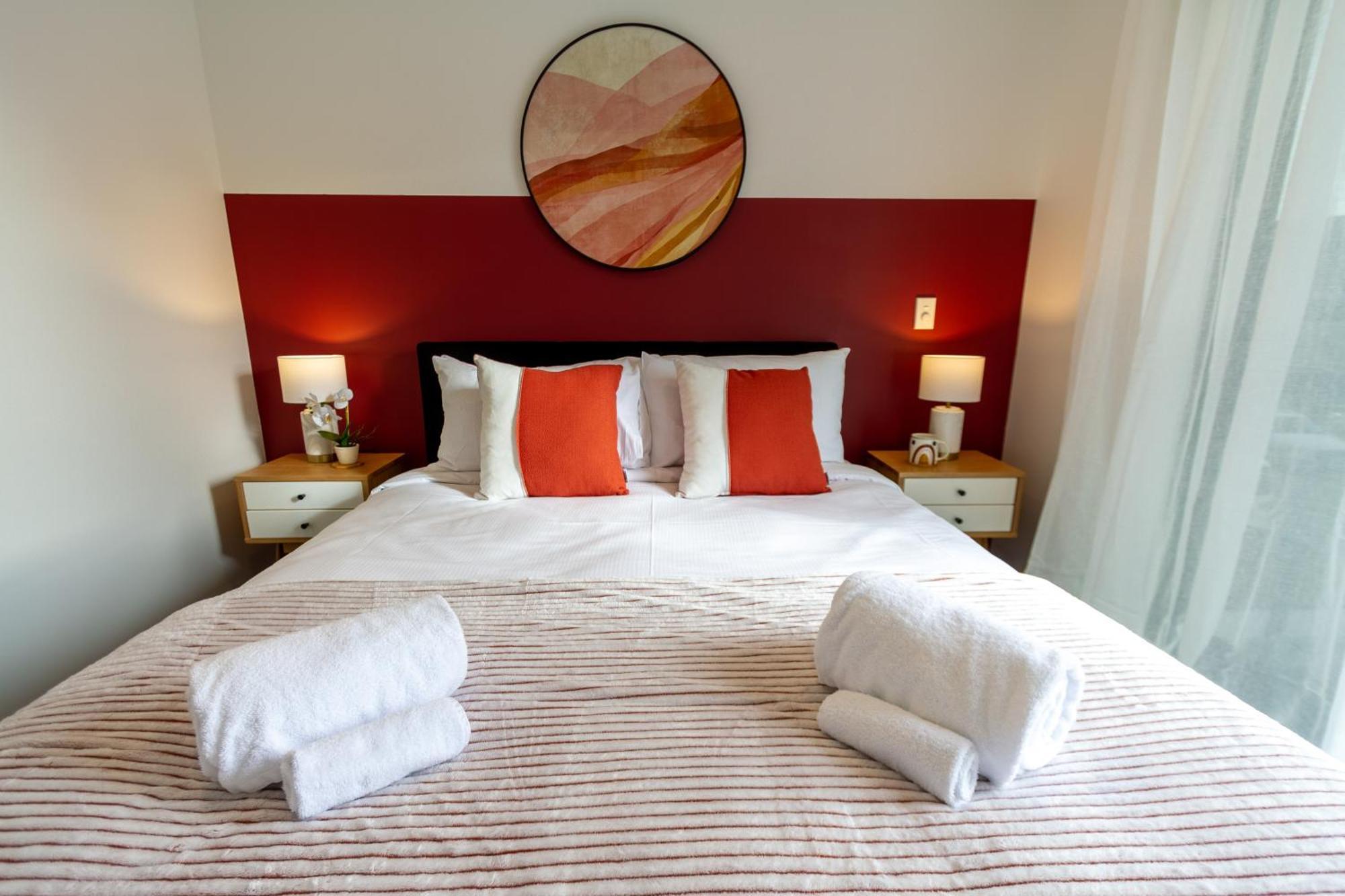 Cbd Luxury Homes Near Cafes Hagley Park River Christchurch